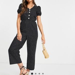 Monki - Peg jumpsuit with puff sleeves! Size M